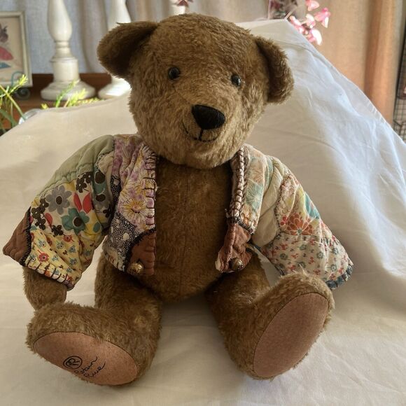 Robin Rive 15” Jointed Teddy Bear – Countrylife New Zealand. - Picture 1 of 13